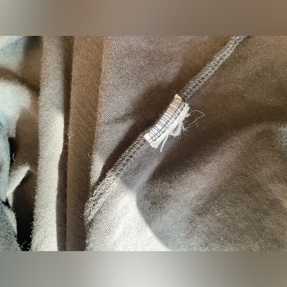 Sol Angeles Anthropologie pineapple t shirt crew neck grey size small - Picture 6 of 6